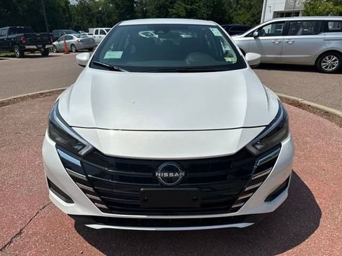 New 2025 Nissan Versa SV w/ Trunk Package image 4