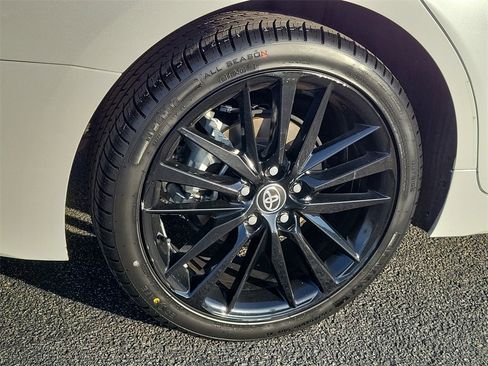 Used 2023 Toyota Camry XSE image 26
