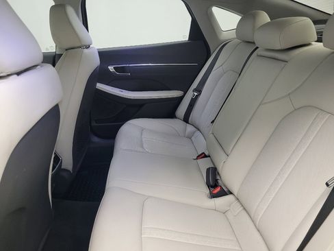 Used 2023 Hyundai Sonata Limited w/ Cargo Package FWD image 18