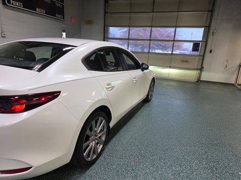 Used 2019 MAZDA MAZDA3 Sedan image 7