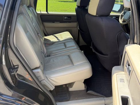 Used 2010 Ford Expedition XLT AWD/4WD image 15