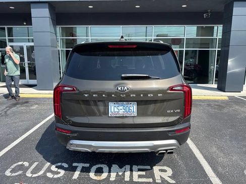 Used 2020 Kia Telluride EX FWD image 11