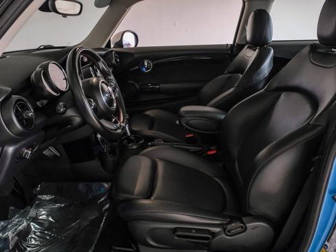 Used 2019 MINI Cooper S image 3