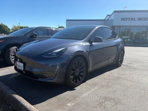 Used 2022 Tesla Model Y Performance AWD/4WD image 3