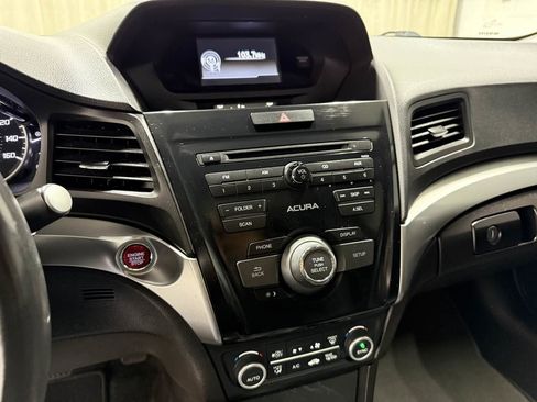 Used 2018 Acura ILX image 13