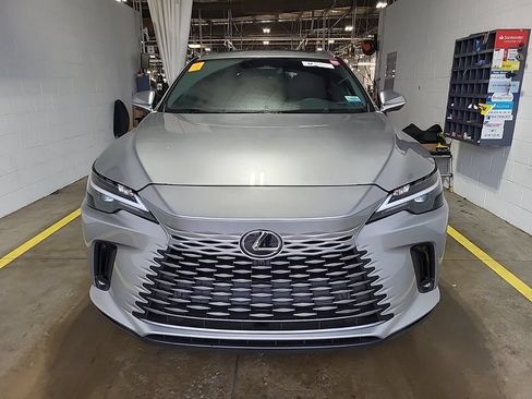 Used 2025 Lexus RX 350 Premium w/ Convenience Package AWD/4WD image 3