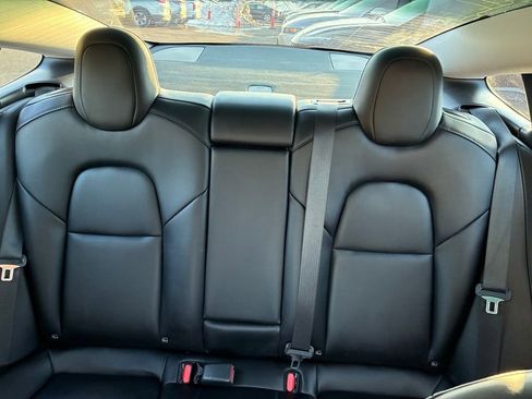 Used 2021 Tesla Model 3 Performance image 14