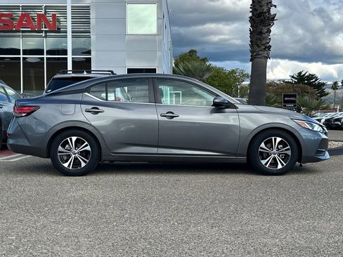 Used 2021 Nissan Sentra SV image 3