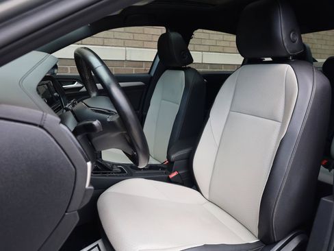 Used 2020 Volkswagen Jetta R-Line FWD image 18