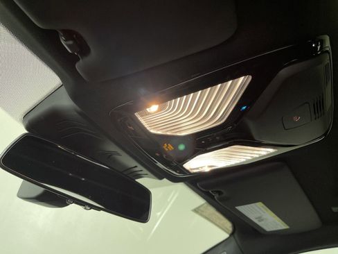 Used 2025 BMW i4 xDrive40i w/ Premium Package image 19