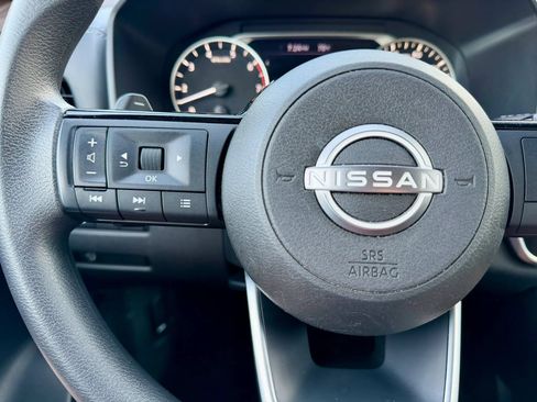 Used 2023 Nissan Rogue SV FWD image 26