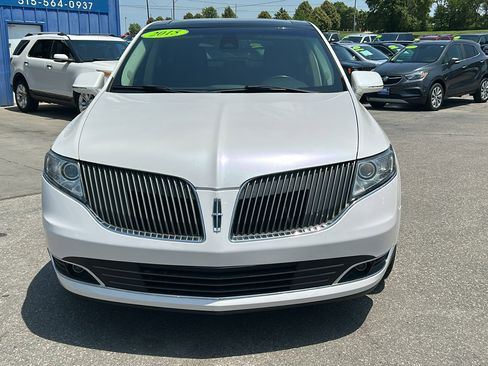 Used 2015 Lincoln MKT AWD w/ Equipment Group 201A image 3