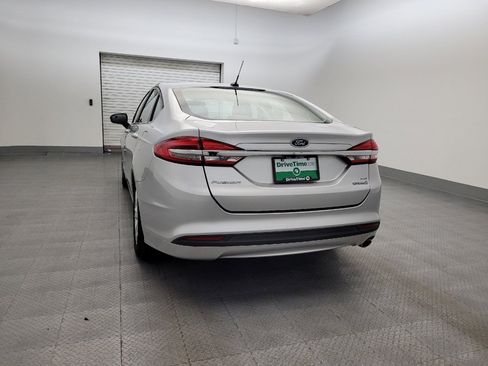 Used 2018 Ford Fusion SE image 6
