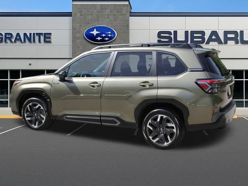 Used 2025 Subaru Forester Limited AWD/4WD image 8