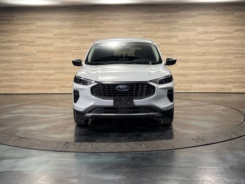Used 2025 Ford Escape Active AWD/4WD image 5