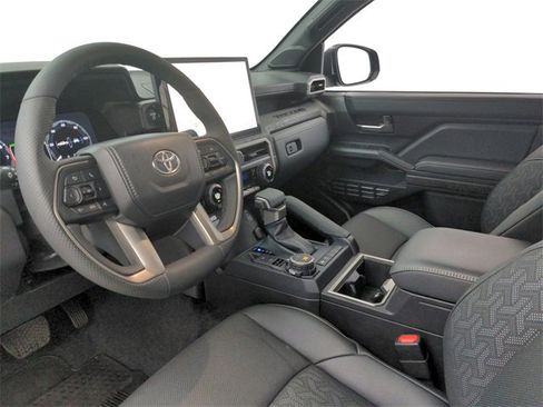 Used 2025 Toyota Tacoma Limited image 25