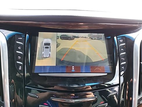 Used 2018 Cadillac Escalade ESV Premium Luxury image 24