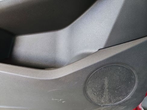 Used 2018 Ford Escape Titanium AWD/4WD image 34