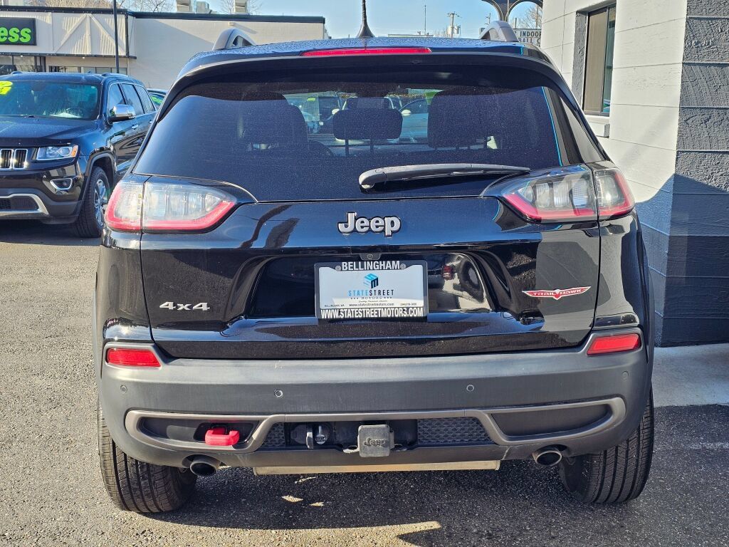 Used 2019 Jeep Cherokee Trailhawk AWD/4WD image 4