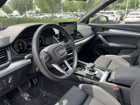 Used 2024 Audi Q5 2.0T Premium Plus AWD/4WD image 17