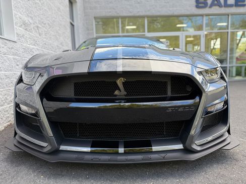 Used 2022 Ford Mustang Shelby GT500 w/ Carbon Fiber Track Pack image 16