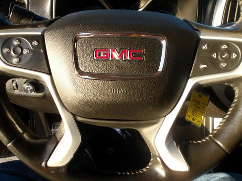 Used 2018 GMC Canyon SLE w/ SLE Convenience Package image 20