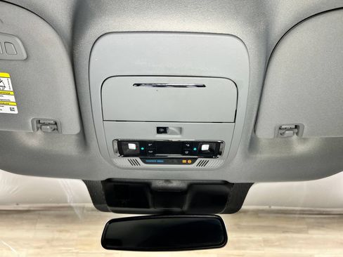 Used 2023 Ford F250 Lariat w/ FX4 Off-Road Package AWD/4WD image 24