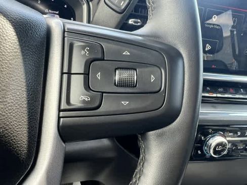 Used 2024 GMC Sierra 1500 SLT image 28