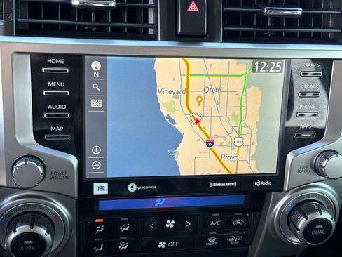 Used 2022 Toyota 4Runner Limited image 27