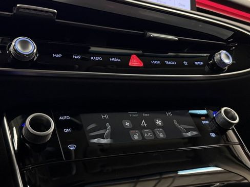 New 2026 Genesis GV70 2.5T image 20