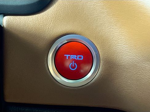Used 2022 Toyota Tundra 1794 Edition w/ TRD Off-Road Package AWD/4WD image 23