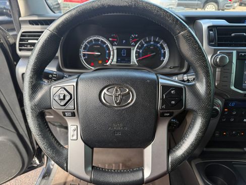 Used 2015 Toyota 4Runner Limited RWD image 9