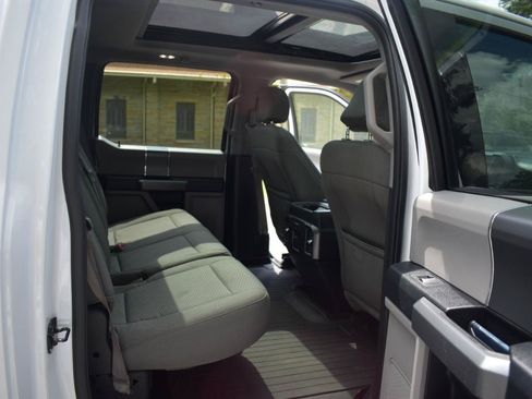 Used 2016 Ford F150 XLT w/ Equipment Group 302A Luxury AWD/4WD image 26