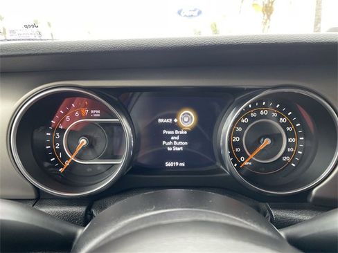 Used 2021 Jeep Gladiator Sport image 11