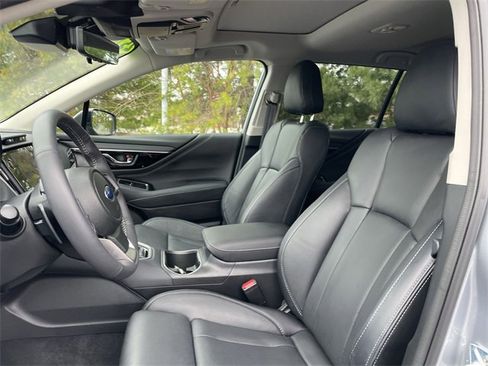 Used 2025 Subaru Outback Touring w/ Popular Package #2 image 11