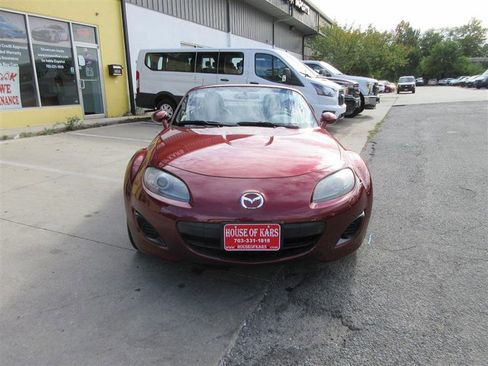 Used 2011 MAZDA MX-5 Miata Sport image 28