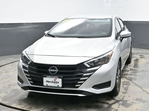 Used 2025 Nissan Versa SV w/ Trunk Package image 2
