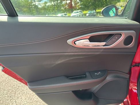 New 2025 Alfa Romeo Giulia AWD w/ Driving Assist Package image 21