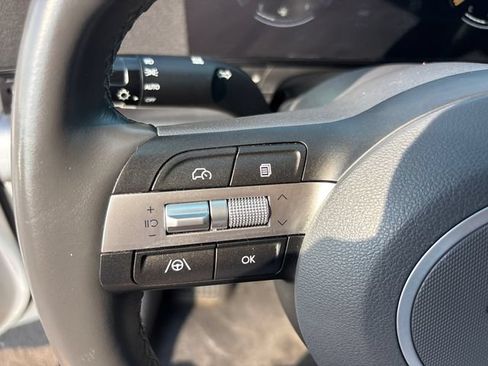 Used 2024 Hyundai Kona SEL AWD/4WD image 19