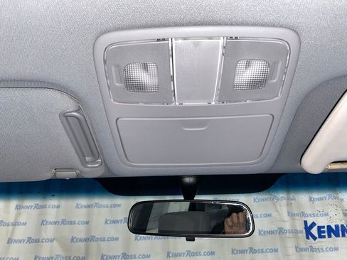 Used 2007 Hyundai Elantra GLS image 23