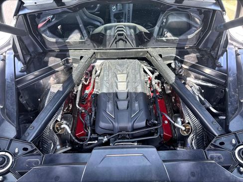 Used 2024 Chevrolet Corvette Stingray Preferred Cpe RWD image 28