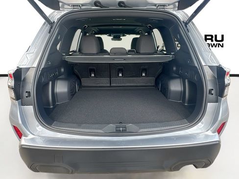 New 2026 Subaru Forester Premium AWD/4WD image 32