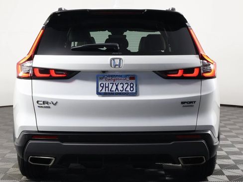 Used 2024 Honda CR-V Sport Touring image 5
