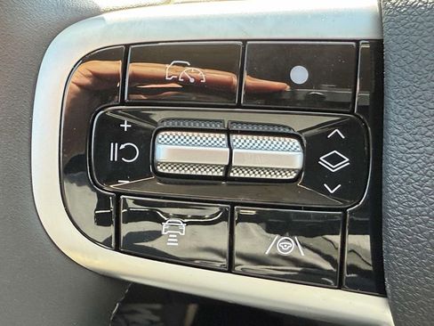 Used 2025 Genesis GV80 2.5T image 21