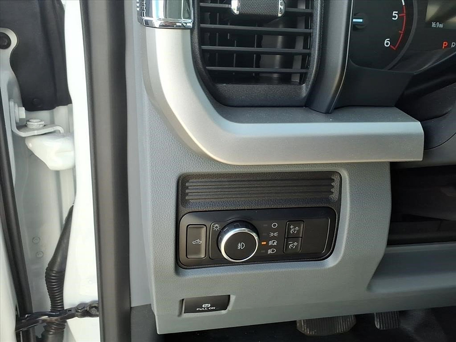 New 2024 Ford F550 4x4 Regular Cab Super Duty image 11