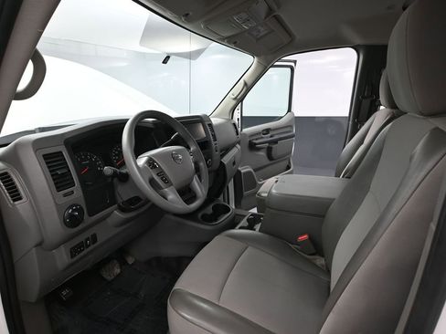 Used 2019 Nissan NV 2500 SV RWD image 20