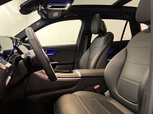 Certified 2026 Mercedes-Benz GLC 300 GLC 300 image 5