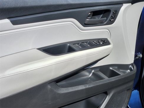 Used 2024 Honda Odyssey EX-L image 19