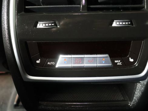 Used 2021 BMW X6 xDrive40i w/ M Sport Package AWD/4WD image 58