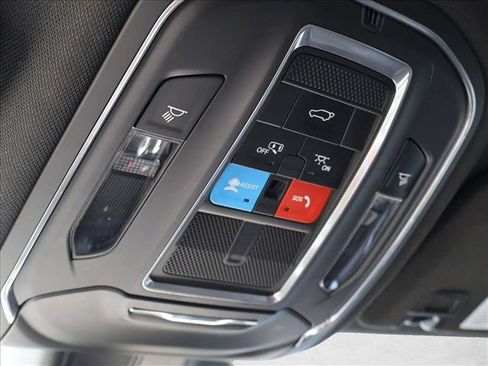 Used 2024 Jeep Grand Cherokee Altitude AWD/4WD image 20